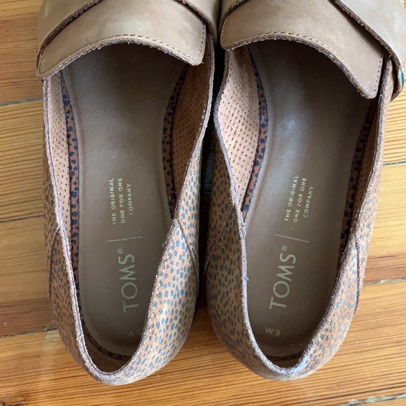TOMS Mallory Flats/Loafers - sold out online! - Picture 9 of 12